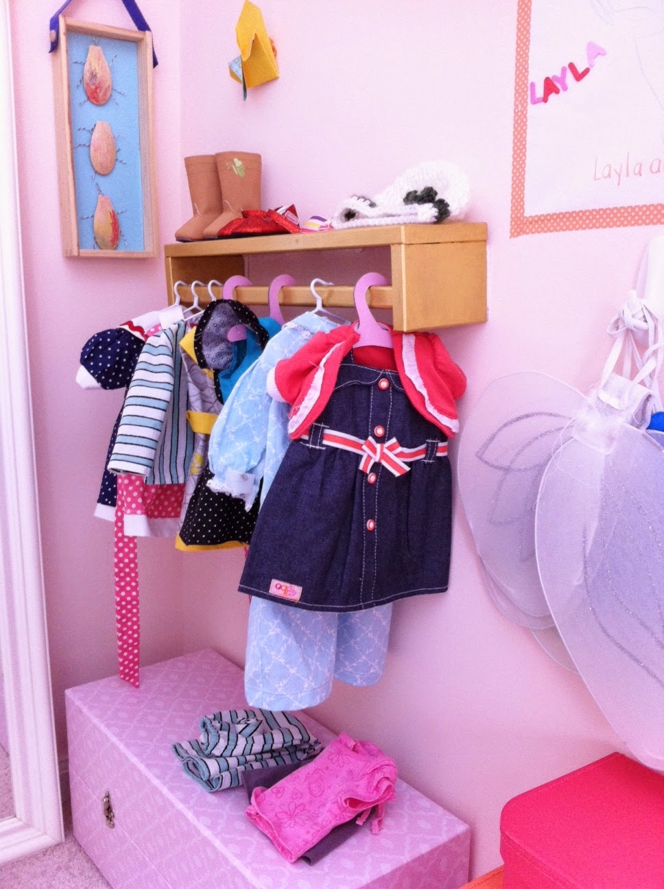 Sweet Magnolia Way Doll Clothes Hanging Rack