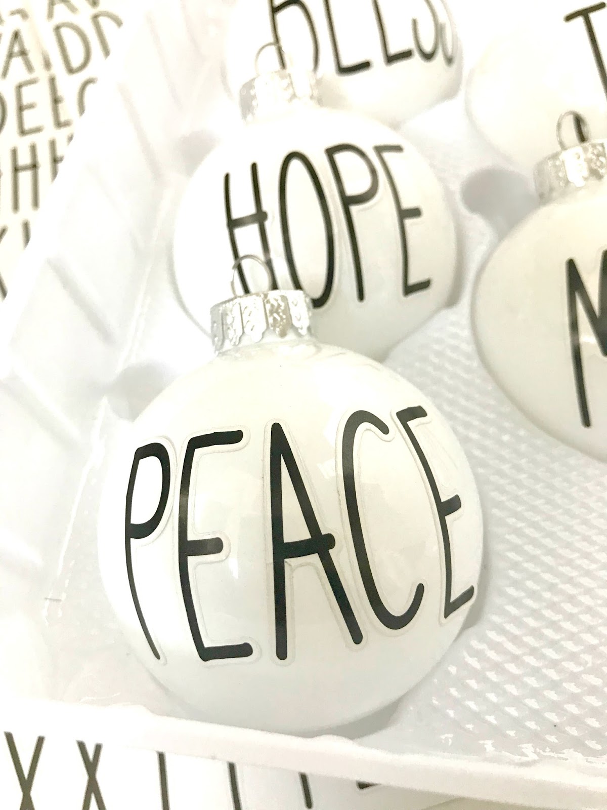 michelle paige blogs Easy Lettered Christmas Ornaments with Stickers