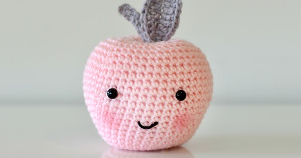 Free Crochet Apple Pattern - Grace and Yarn