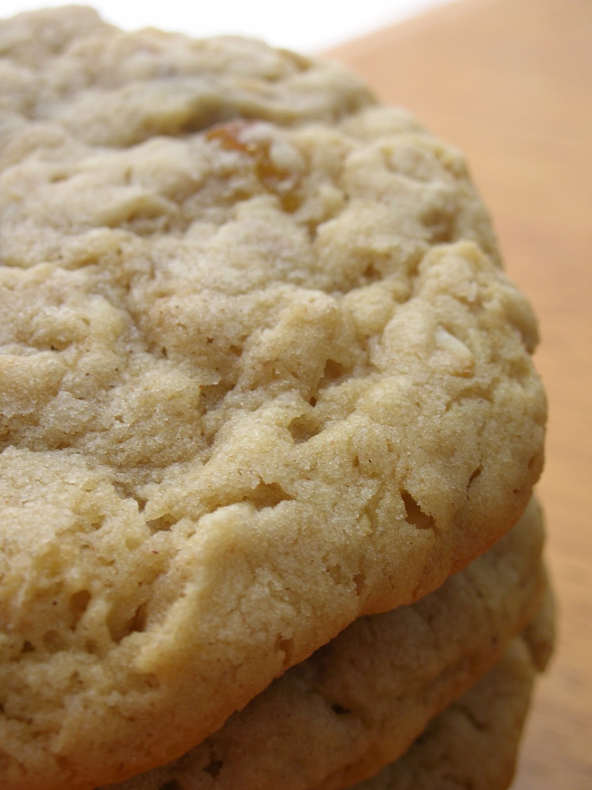 Golden RaisinOatmeal Cookies