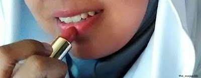 Lipstik Untuk Bibir Kering