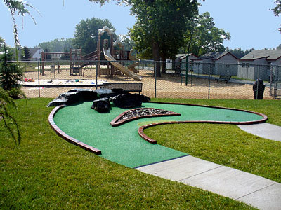 cost to build a mini golf course