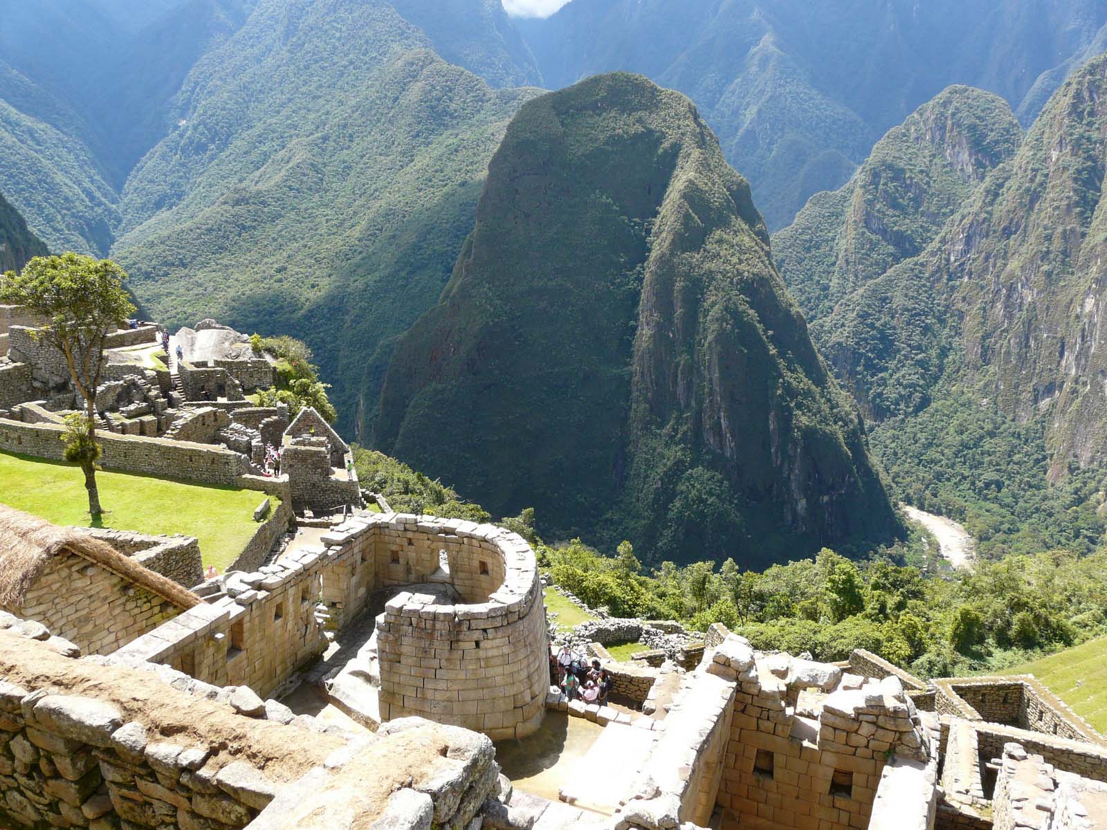 Храм солнца в мачу пикчу