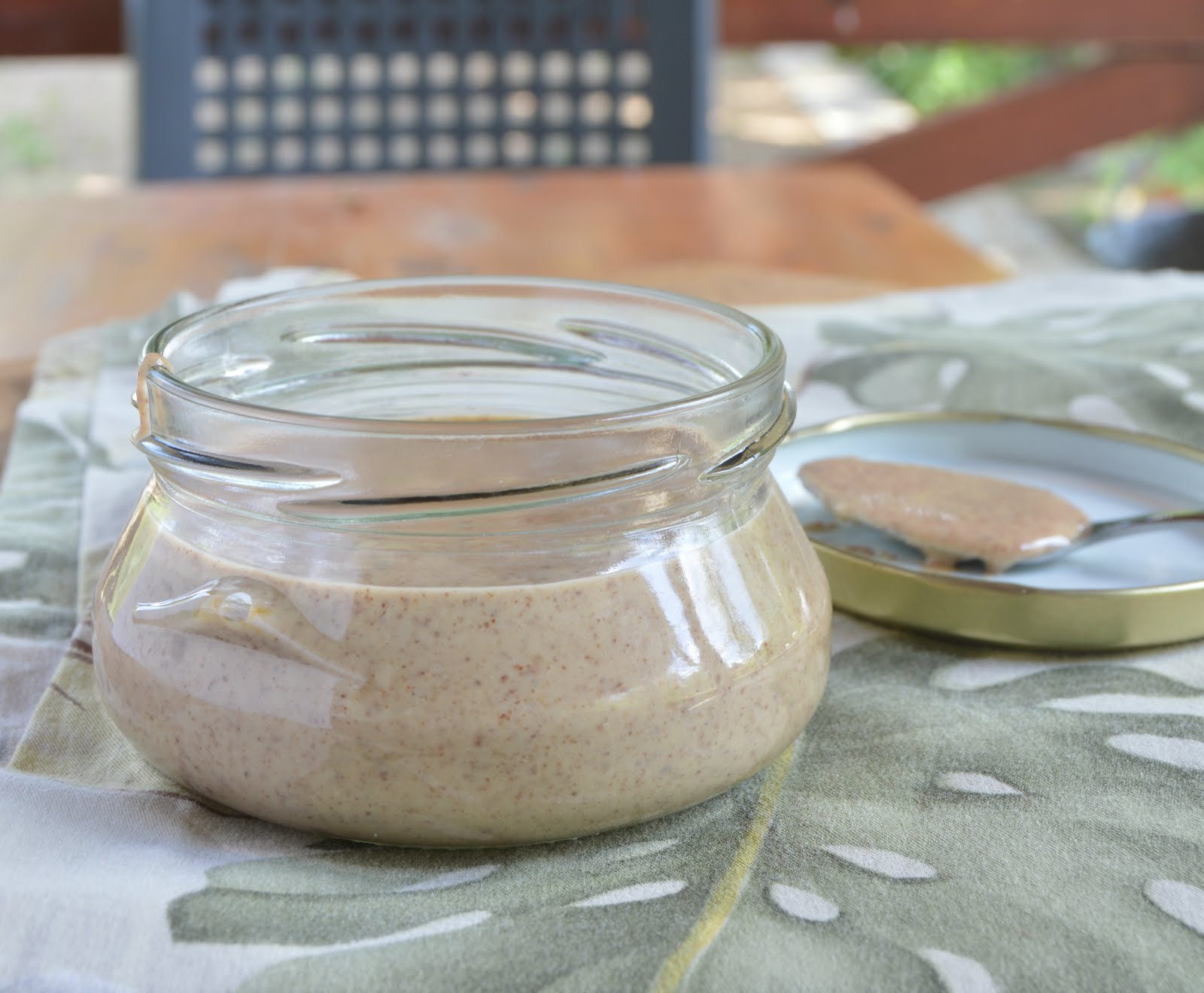 Как се прави бадемово масло How to make almond butter