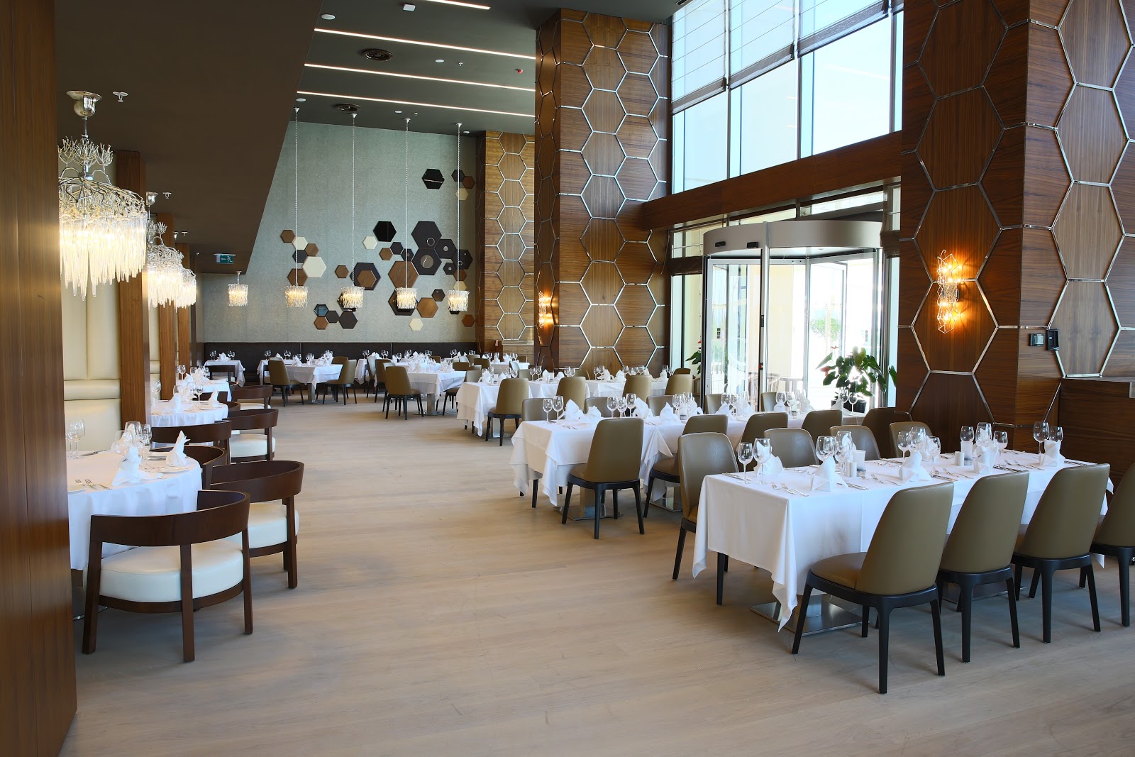 TURİZMİN SESİ / GÜNCEL TURİZM HABERLERİ Arap Yemekleri Wyndham Grand