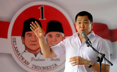 http://ligaemas.blogspot.com/2017/02/bikin-geger-tiga-orang-dekat-sby-ikut.html