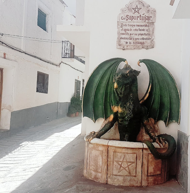 Fuente del Dragón de Soportújar