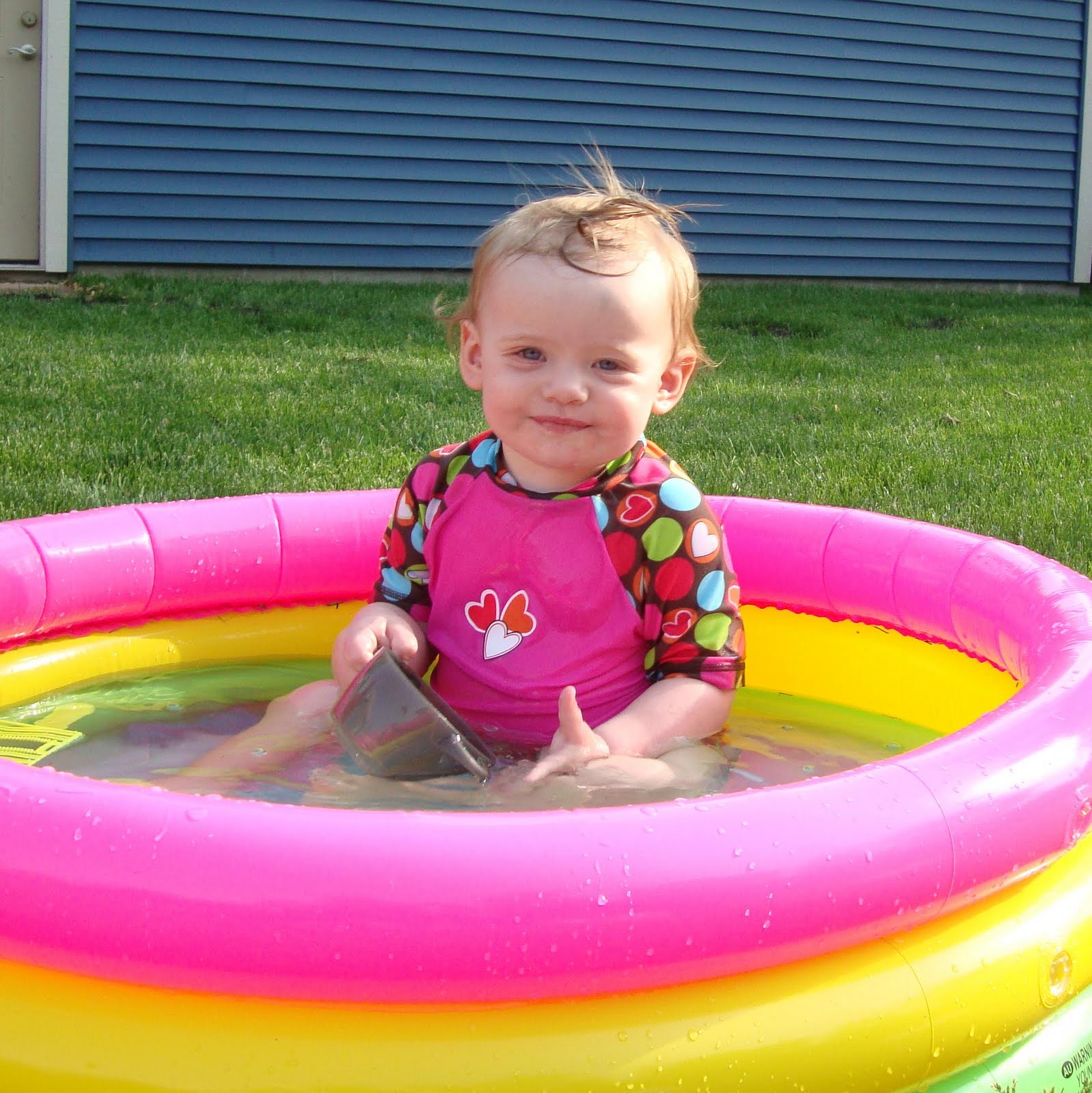 Adventures with Ari: Breakin out the pool!