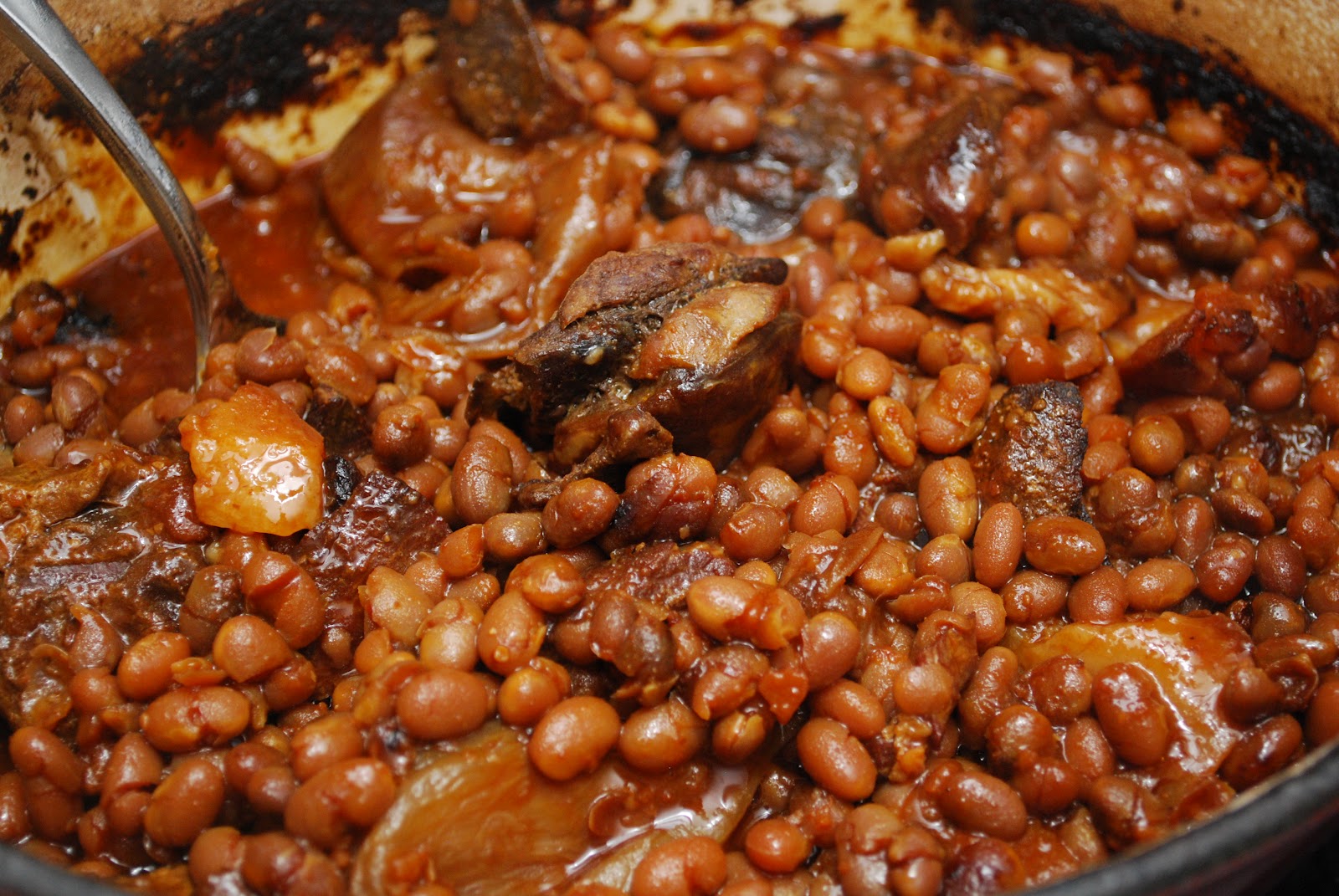 Fil et fouet Fèves au lard