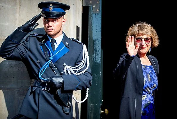 Princess Beatrix and Princess Margriet were also present at the gala dinner. Queen Maxima wore a outfit by Jan Taminiau