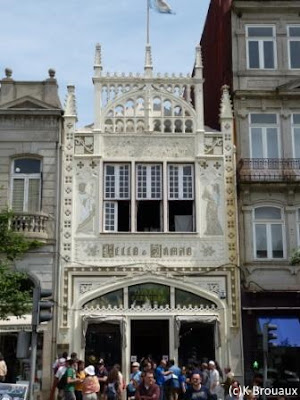 Librairie Lello e Irmao, façade