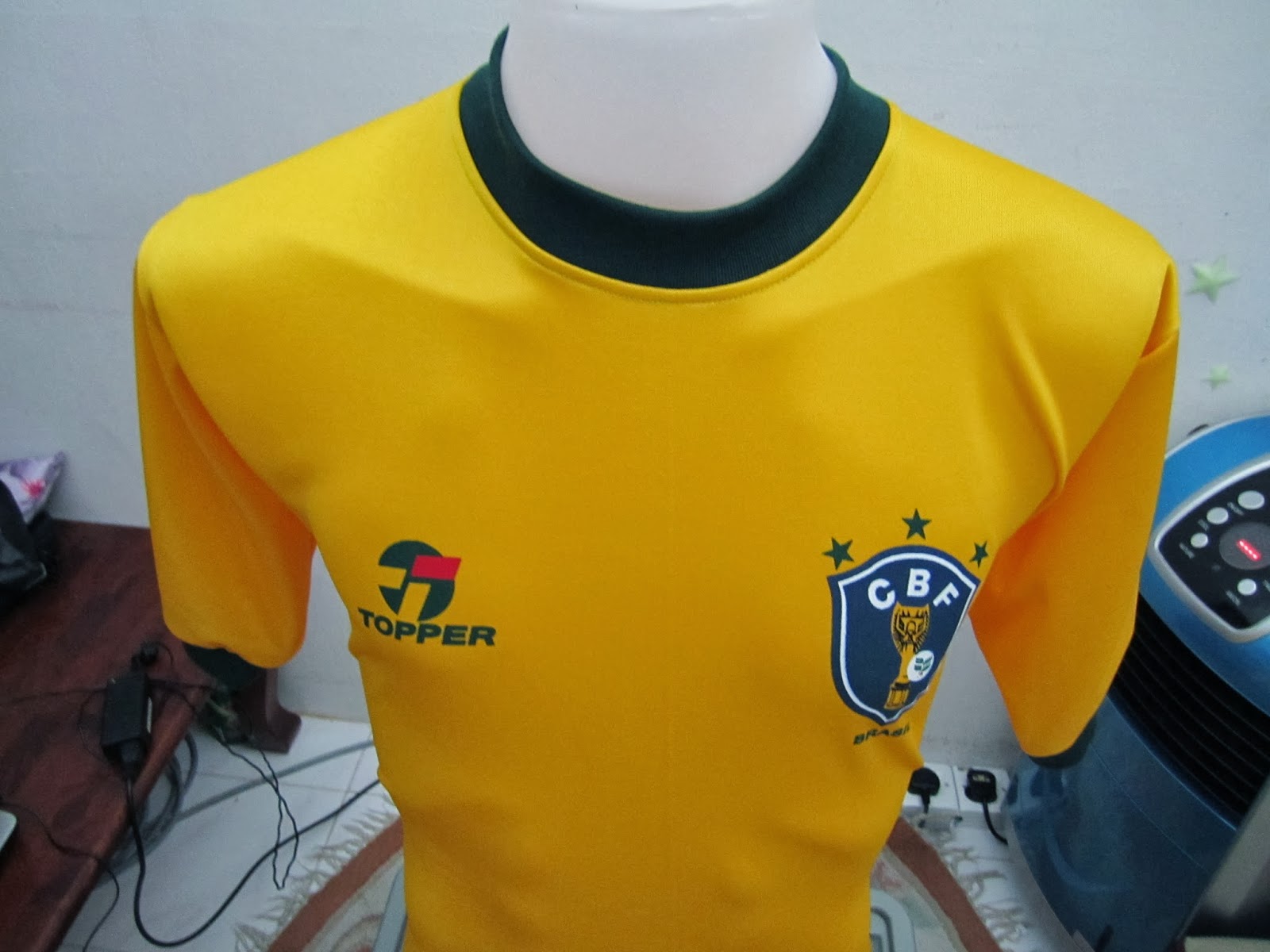 BundleWalla Vintage Brazil Home Jersey 1982 XL