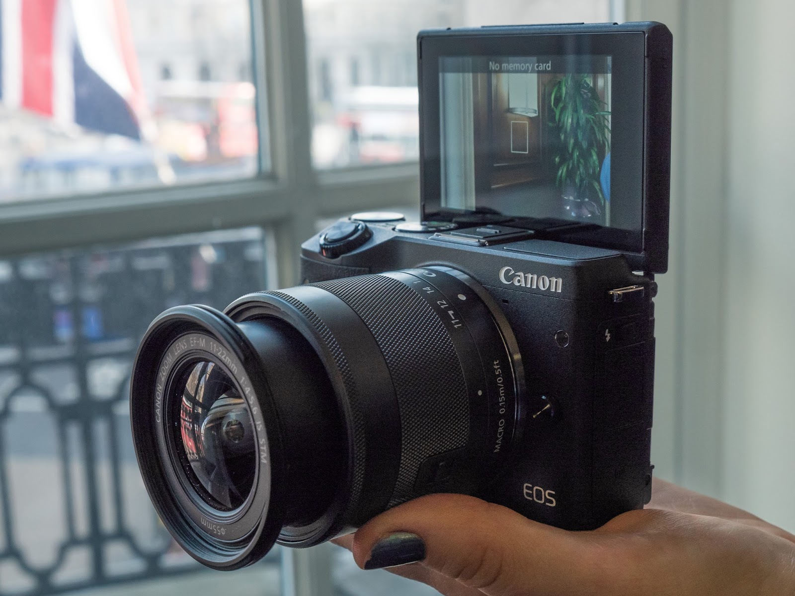 sering dipakai oleh youtuber terkenal