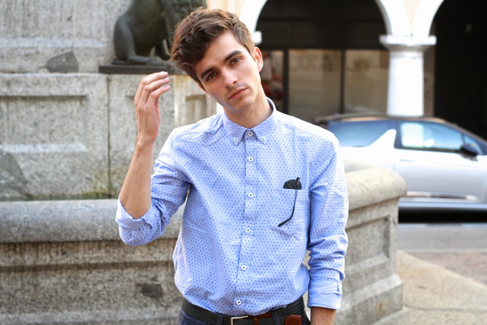 BLOG-MODE-HOMME_PREPPY-Dandy-Paris-Annecy_Brice-chemise-motifs_Serengeti-lunettes-soleil-satchel-cartable_Ted-Baker3 BLOG-MODE-HOMME_PREPPY-Dandy-Paris-Annecy_Brice-chemise-motifs_Serengeti-lunettes-soleil-satchel-cartable_Ted-Baker3