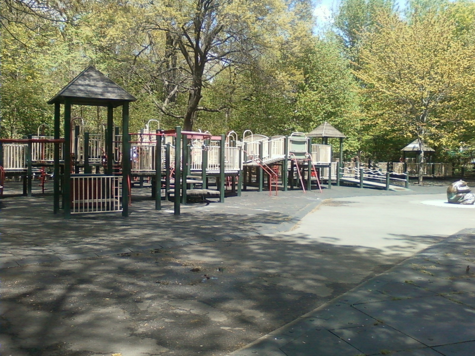The Tour de Brooklyn Playgrounds Playground Tour Stop 1 Lincoln