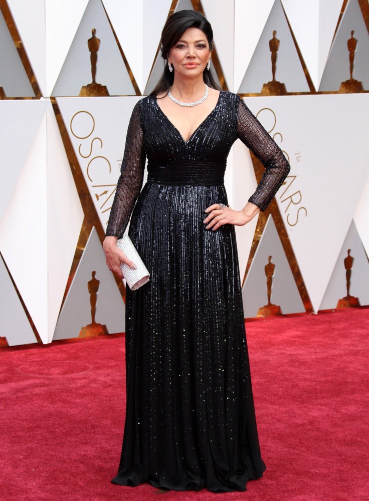 Shohreh Aghdashloo Oscars 2017 Satchel