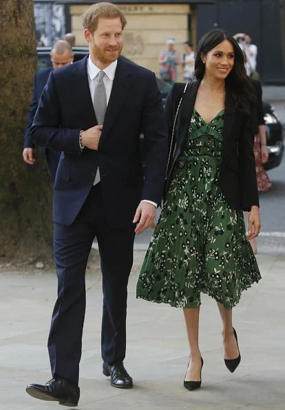 Meghan Markle wore Self-Portrait Cold shoulder floral printed dress and Alexander McQueen blazer. Prime Minister Malcolm Turnbull and Lucy