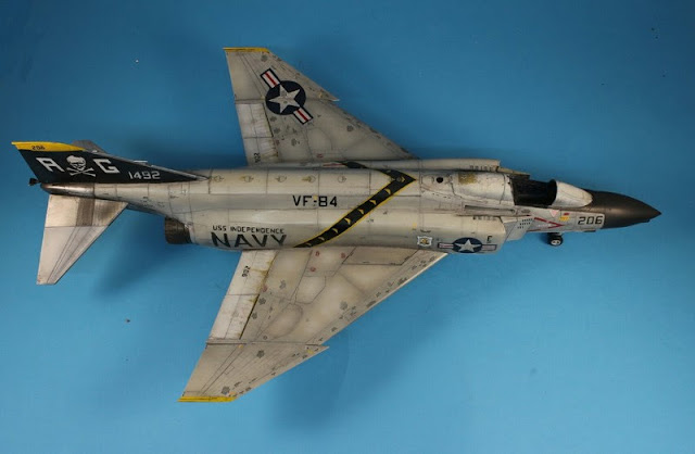 Montage pas à pas du F-4B Phantom II d'eduard au 1/48. F-4B Phantom II,Eduard 1/48, la patine.