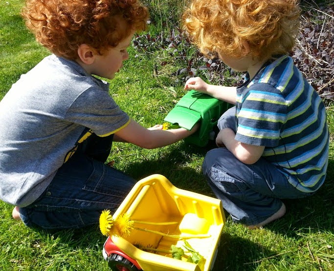 The Brick Castle Green Toys Recycled Plastic Recycling Truck Review