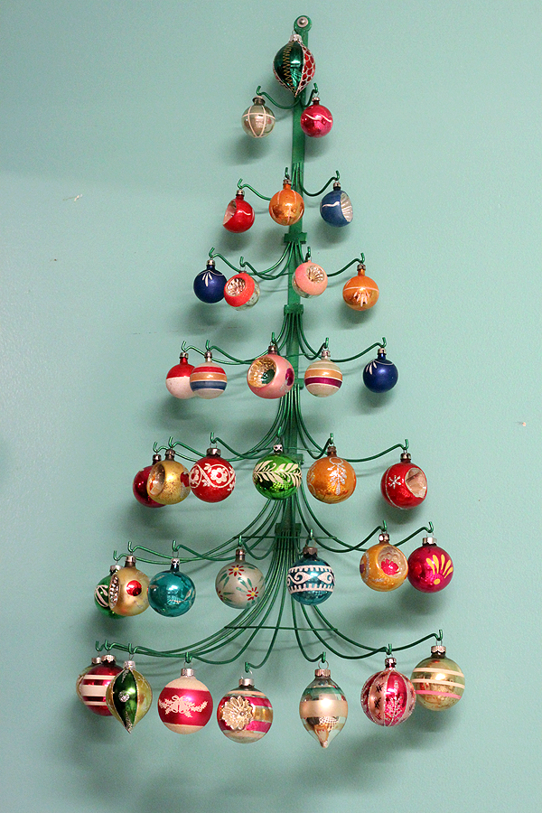 Sherri's Epic Mid Century Modern Christmas Decoration Collection to End 'Em All