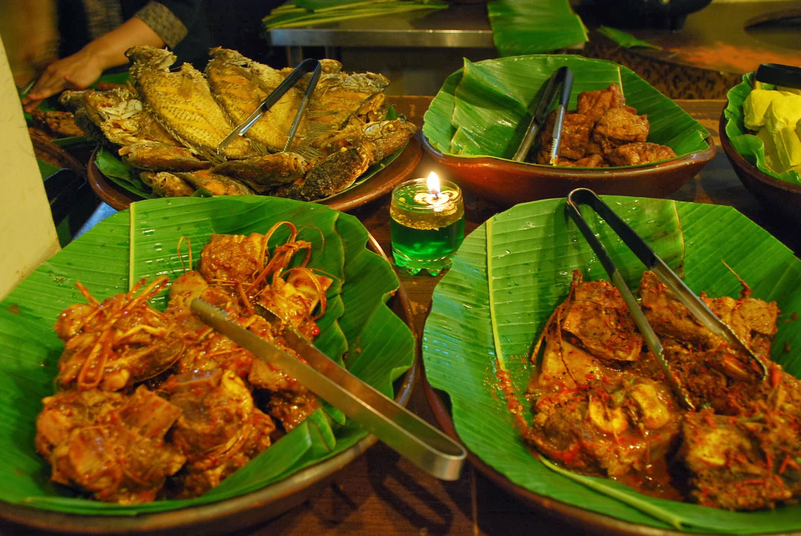 aswana-cliche: Sundanese Food, Sambara Restaurant in Bandung & Warung