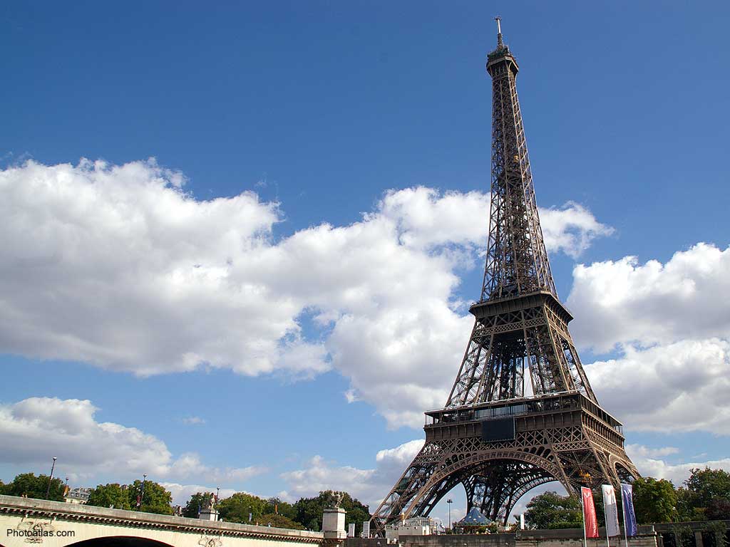 Keajaiban Dunia Menara Eiffel Perancis 