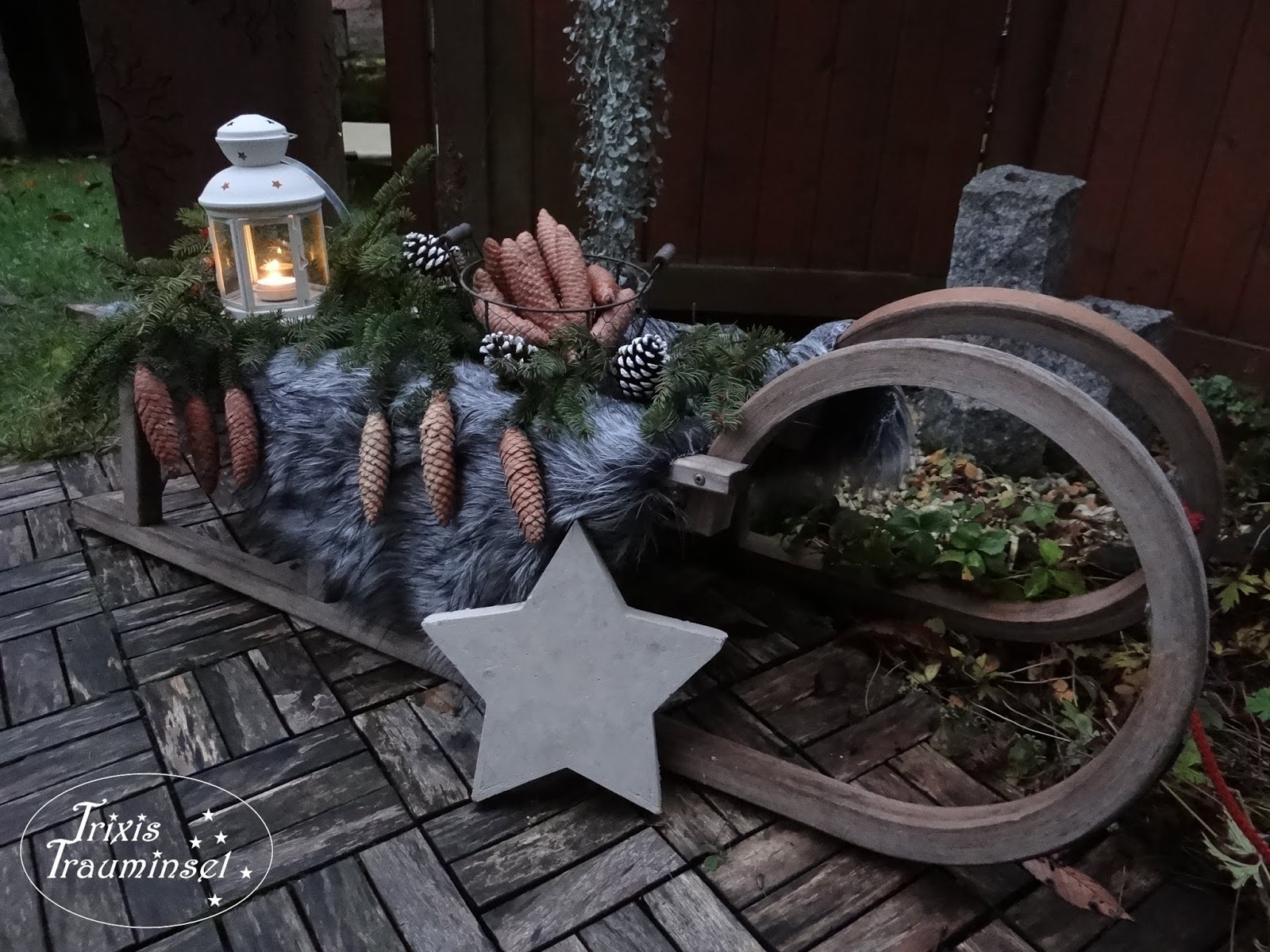 trixistrauminsel Winterdeko im Garten und Monatscollage