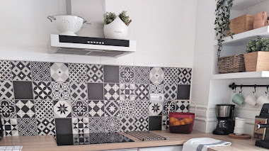 ¿Mantel plastificado o mantel resinado? Te mostramos la solución para mesas de verdad