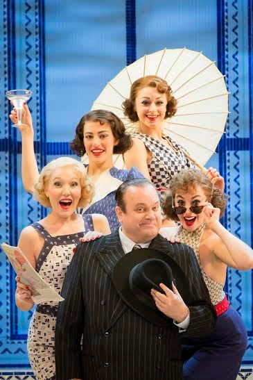 ANYTHING GOES sails into Glasgow this April