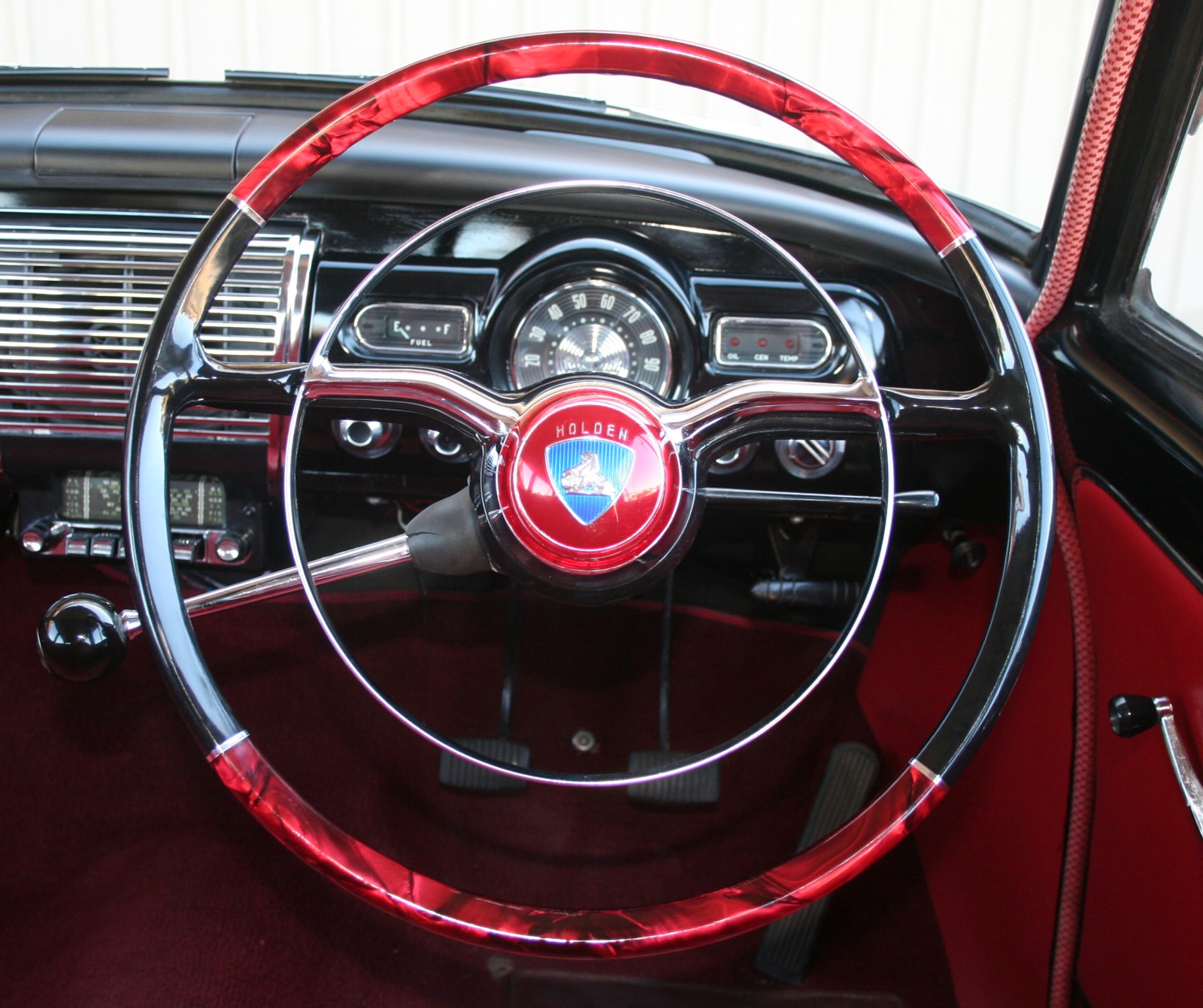 PearlCraft HOLDEN FE/FC STEERING WHEEL DUAL COLOURS