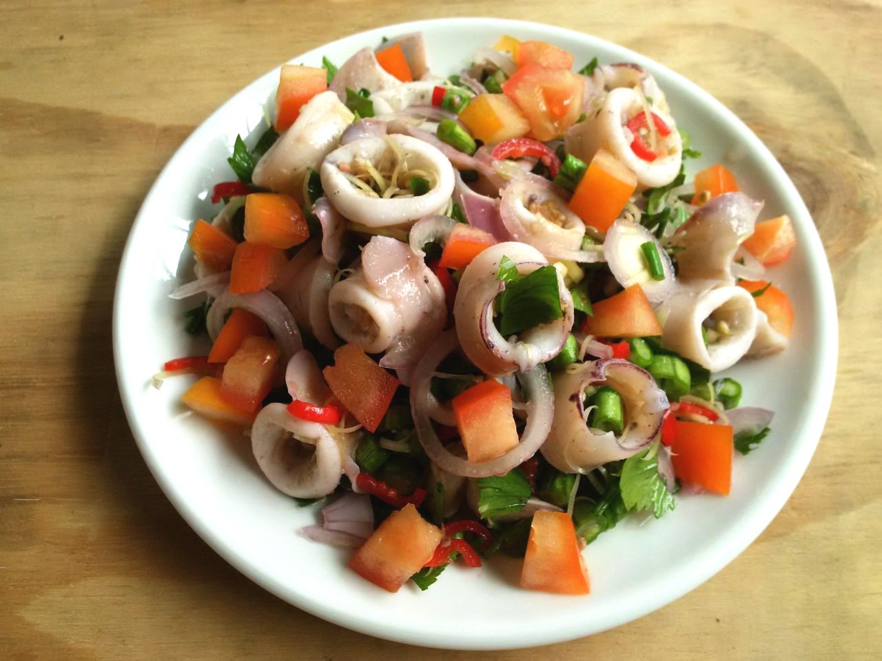 Dapur Kak Pah Kerabu Sotong Ala Thai