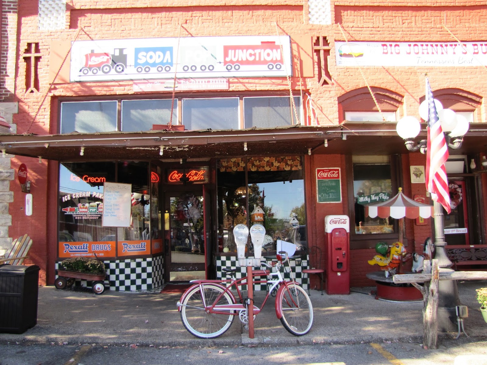 Get Me To The Country Lynnville, Tennessee, Lunchtime