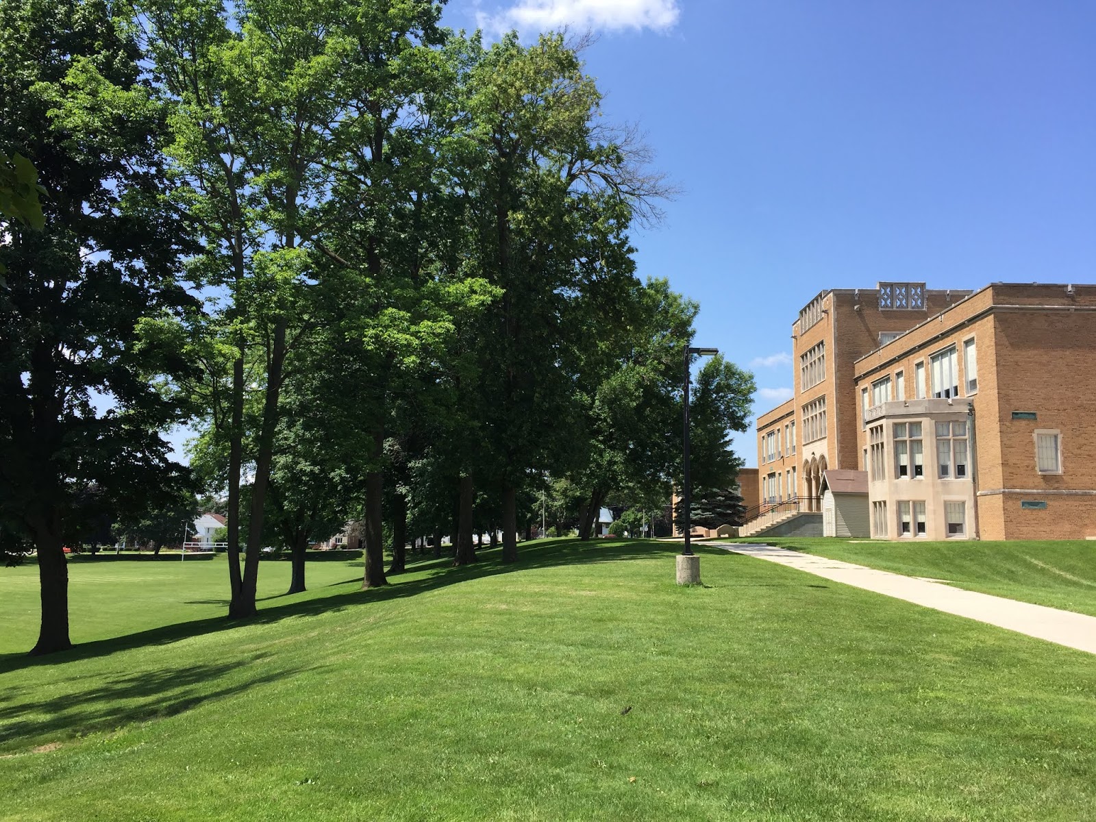Retiring Guy's Digest The junior high schools of Manitowoc, Wisconnsin