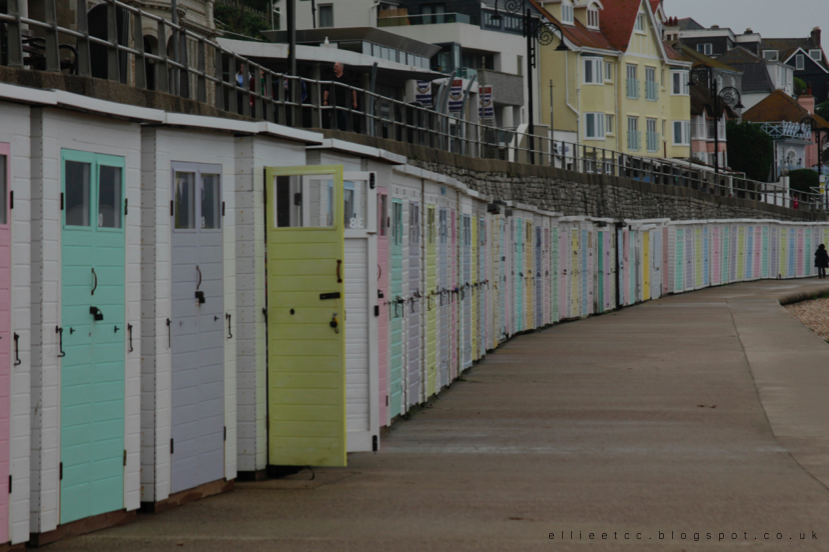 lifestyle, Lyme Regis, sea, seaside, weekend away, travel, UK, UK travel, afternoon tea, fish and chips, coast