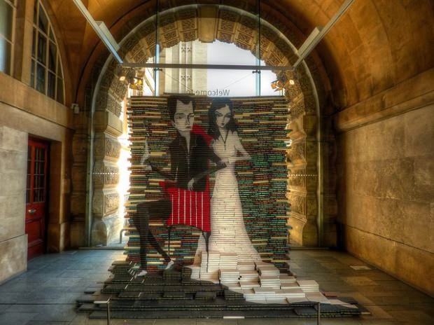 13 Esculturas hechas con libros