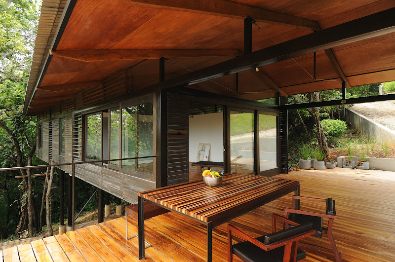 K House - Datum Zero
