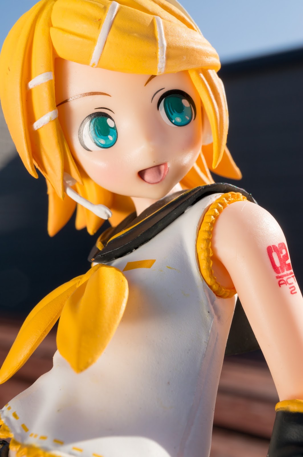 鏡音リン 炉心融解 1/8 完成品フィギュア Kagamine Rin 鏡音リン -炉心融解- (フィギュア) - ホビーサーチ フィギュア