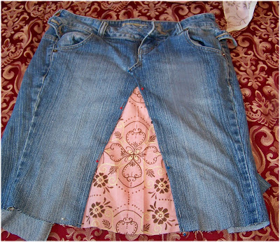 Sugar & Spice in the land of Balls & Sticks: How to turn Jeans into a Skirt
