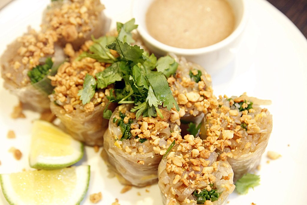 Nav Modern Thai Cuisine Pad Thai Spring Rolls
