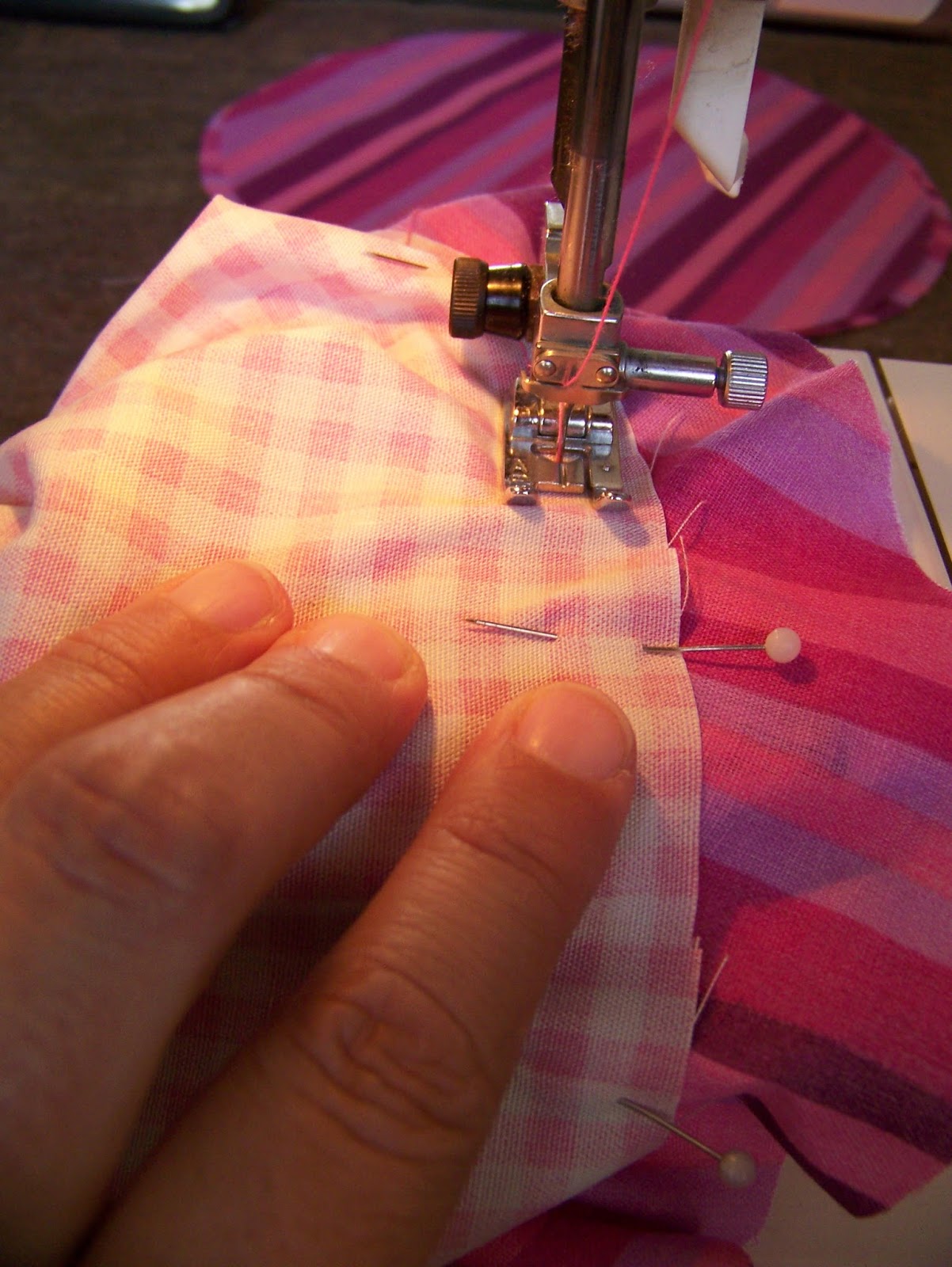 A Pretty Talent Blog Make a Round Scatter Cushion