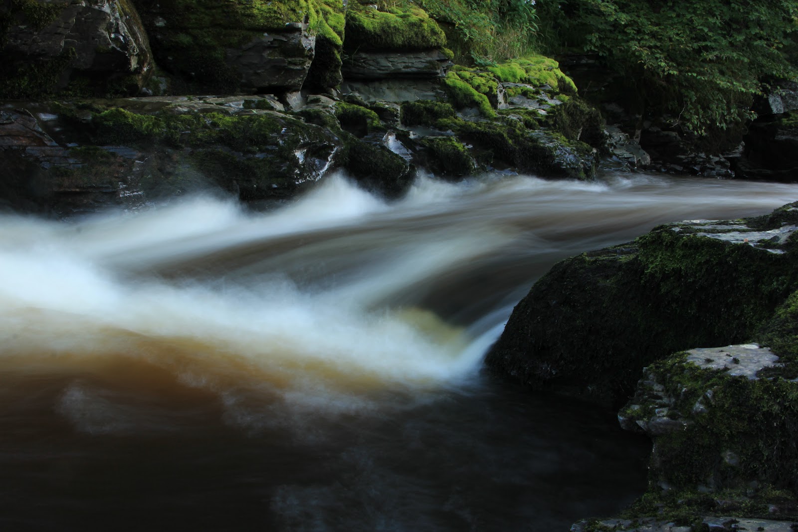 Travelling Diary Trekking to Horseshoe Pass and Falls, North Wales