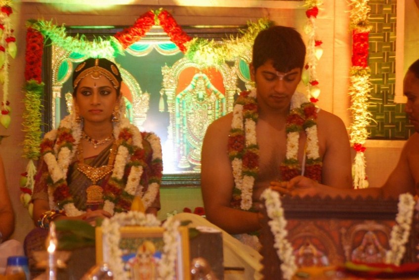 .: அனிருத் அக்கா மேரேஜ் இல் ரஜினி அனுஷ்க தனுஷ் ஃபோடோ