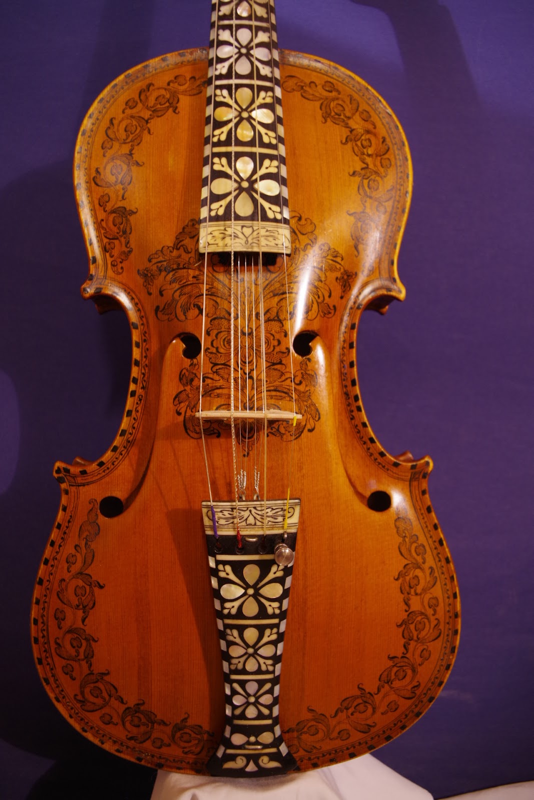 ハルダンゲル・フィドル ハルダンゲル・フィドル