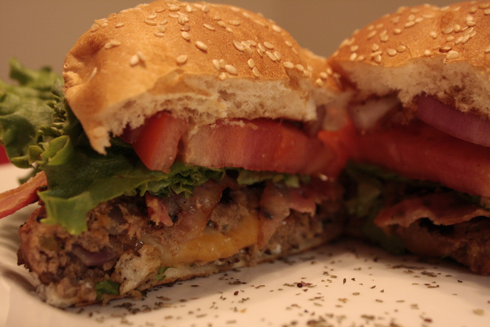 Oasis in a Gastronomic Wasteland Uncle Sam's Mayo Lid Beefalo Burger