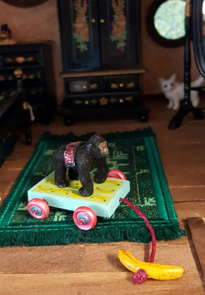 My Magical Mini's Gloria the Gorilla pull toy