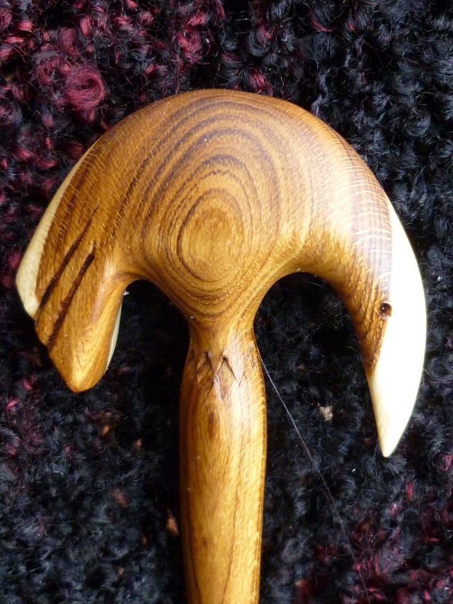 Jon Mac Spoon Carving First Steps: Hugginn and Muninn Laburnum Shawl Jon Mac Spoon Carving First Steps: Hugginn and Muninn Laburnum Shawl