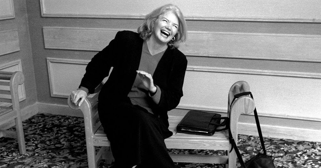 Molly ivins political party picture