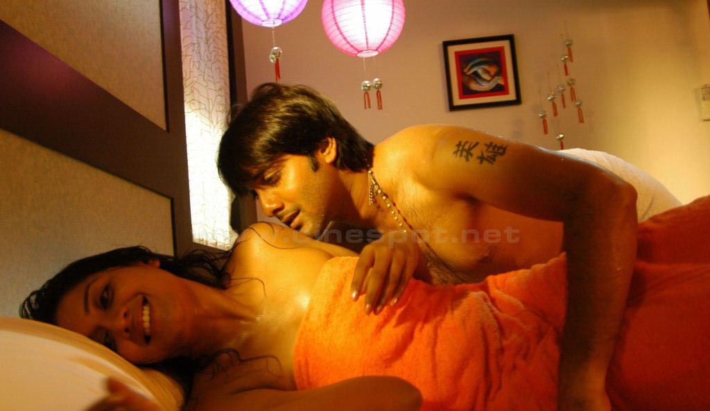 1024px x 594px - Hardcore Sex Links: Sexy Naked Actress Vimala Raman Hot Bathroom ...