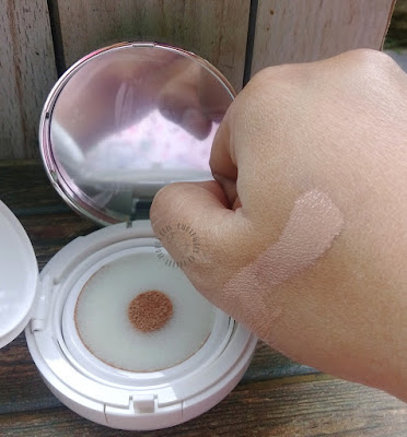 Review Mineral Botanica Air Cushion Foundation Matte Finish, pretty-moody.com