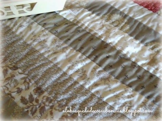 Camino de mesa en patchwork